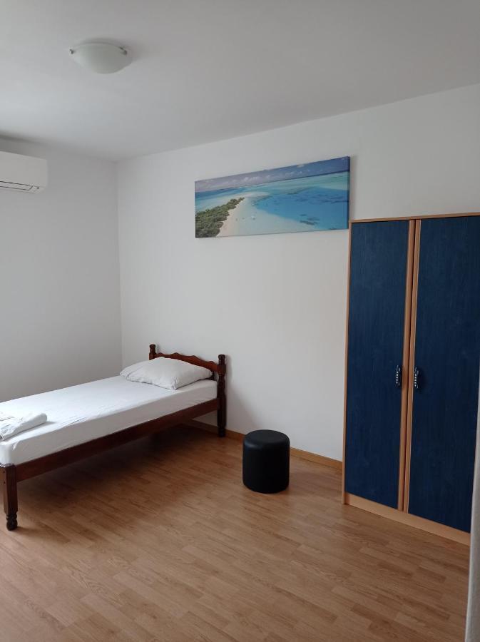 Nice And Cozy Two Single Bed Room Split Luaran gambar